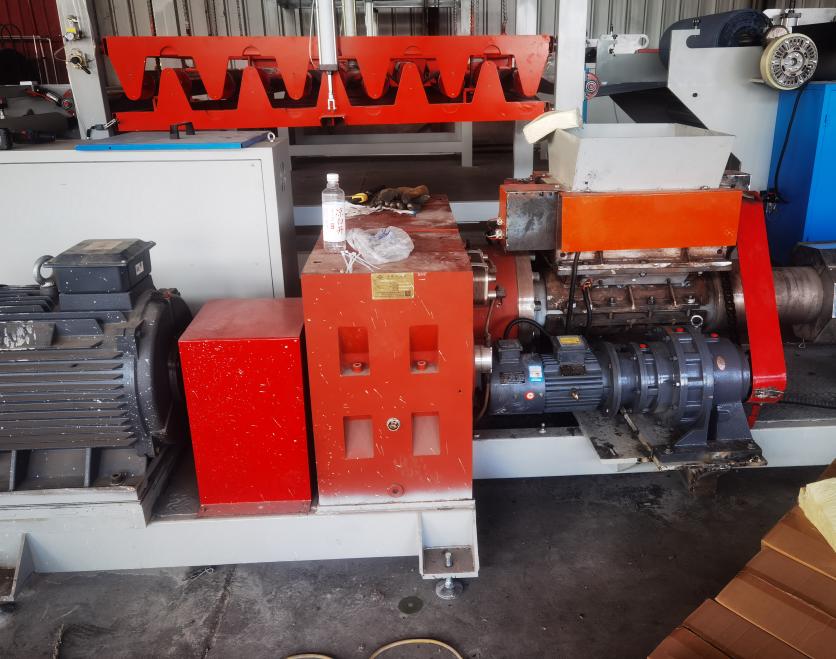 Productielijn voor waterdicht membraan van butylrubber